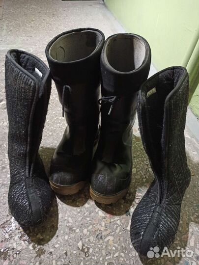 Резиновые сапоги зимние