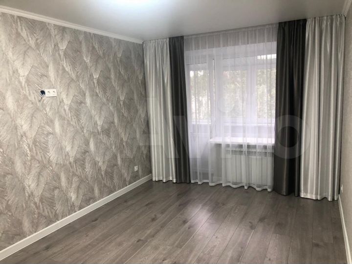 2-к. квартира, 42 м², 5/5 эт.
