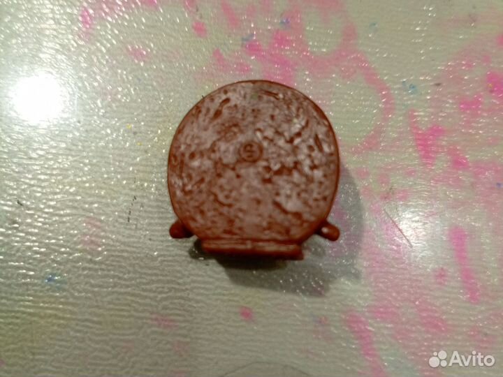 Сувенирная фигурка 