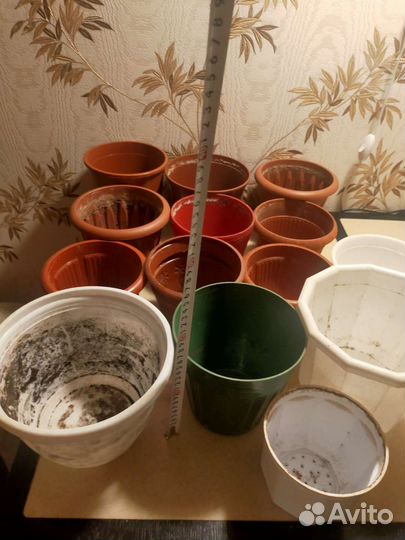 Цветочные горшки б/у