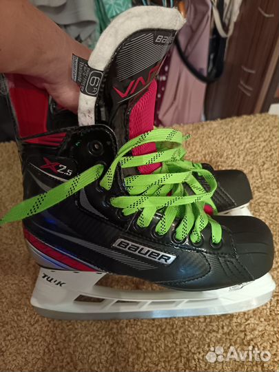 Хоккейные коньки bauer vapor 2.5x