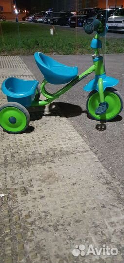 Детский трехколесный велосипед