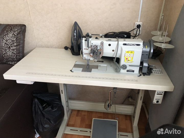 Швейная машина typical