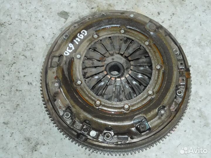 Маховик рено трафик опель виваро 2,5 CDI