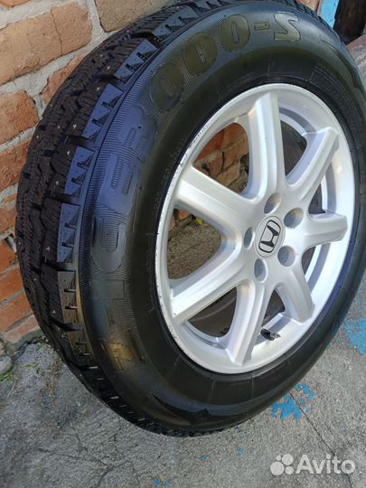 Колеса в сборе.Литые диски 17 на Хонду оригинал