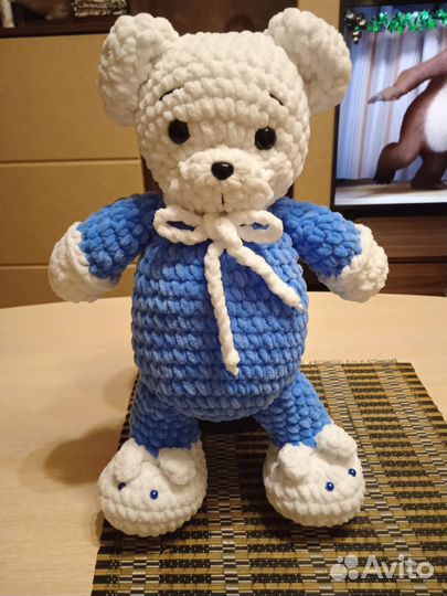 Мишка из плюша ручной работы