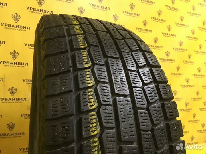 Yokohama Ice Guard IG20 215/55 R16 93Q