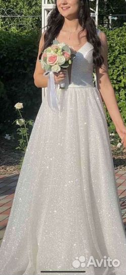 Свадебное платье