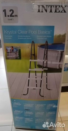 Лестница для бассейна