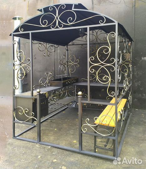 Беседка мангал с лавочкой