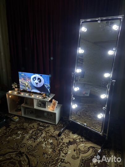 Зеркало напольное с подсветкой в полный рост