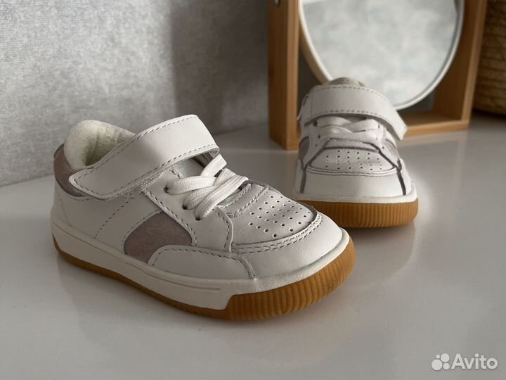 Кроссовки для девочки зара 22