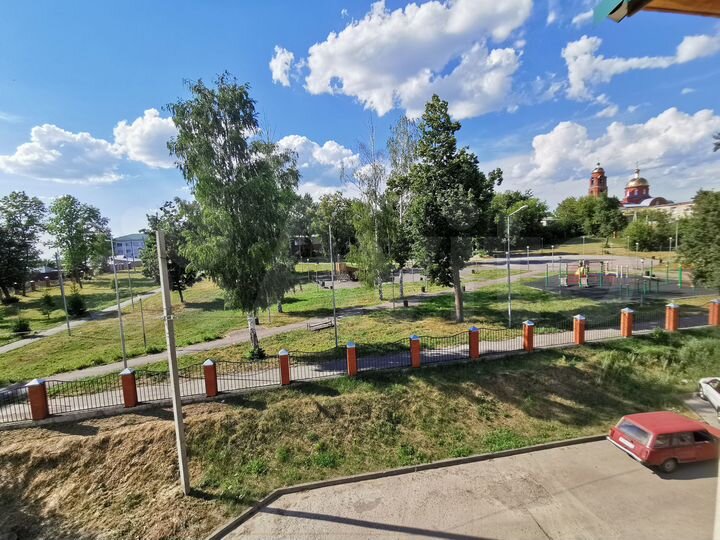 2-к. квартира, 55 м², 3/3 эт.