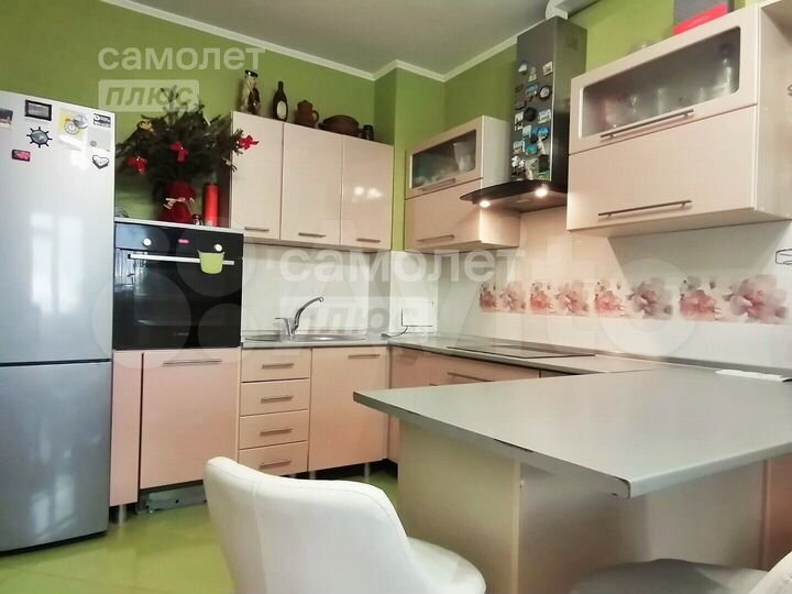 2-к. квартира, 67,7 м², 2/16 эт.