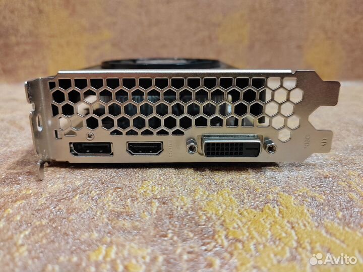 Видеокарта GTX 1050 ti