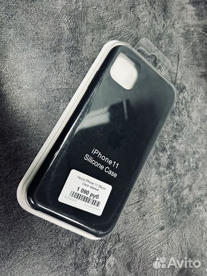 Чехол на iPhone 11