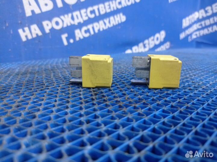 Реле Opel Astra H купе 2009