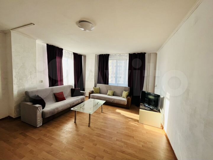 2-к. квартира, 85 м², 6/17 эт.