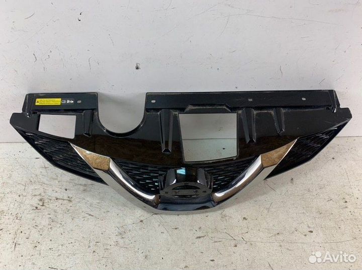 Решетка радиатора Nissan X-Trail T32 2014