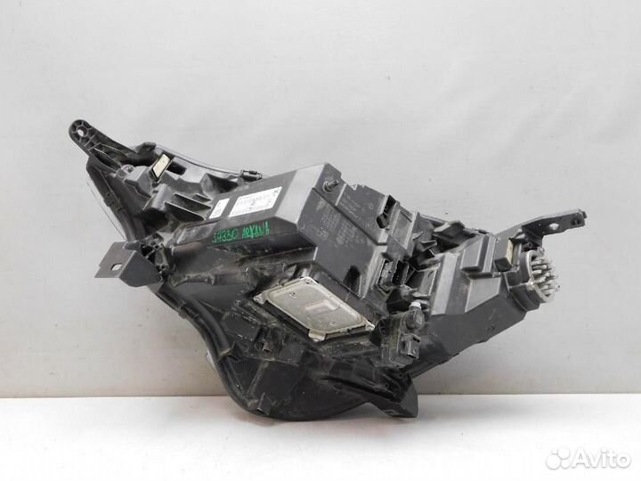 Фара правая Renault Arkana