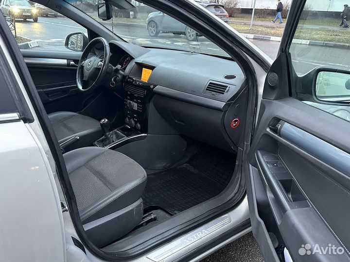 Opel Astra 1.6 МТ, 2010, 182 200 км