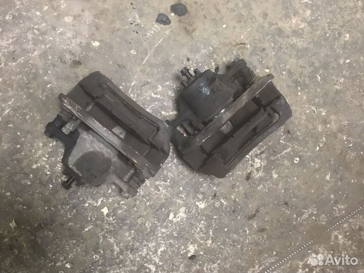 Суппорт передний hyundai solaris