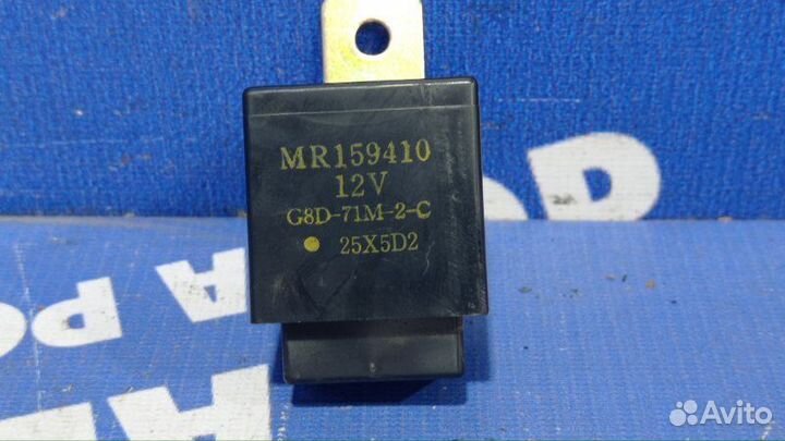 Реле Mitsubishi Pajero 2 внедорожник 4M40 1995