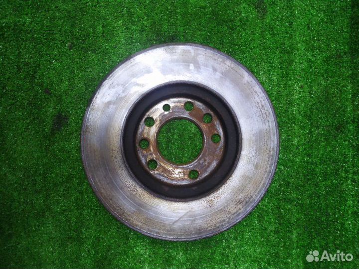 Диск тормозной передний правый Opel Zafira