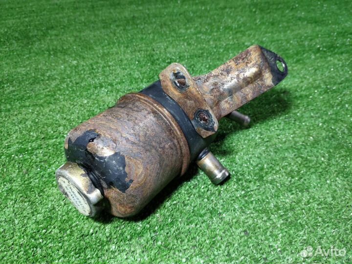 Бачок гур гидроусилителя руля Mitsubishi Diamante