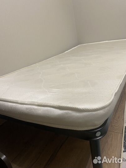 Кровать односпальная с матрасом бу
