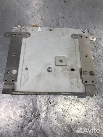 Блок управления магнитолой Audi A8 4E8 BFM