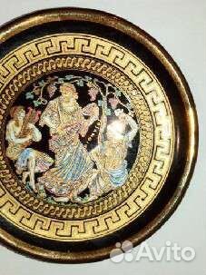 Настенная тарелка