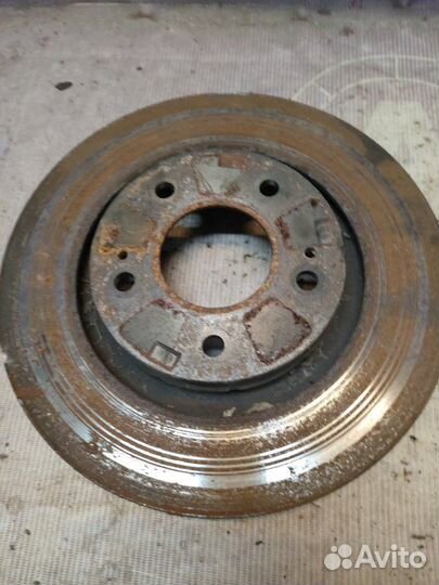 Диск тормозной передний Mitsubishi Outlander Xl