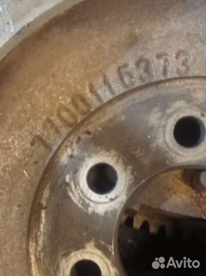 Маховик 7700115373 1.9dci vivaro trafic primaster