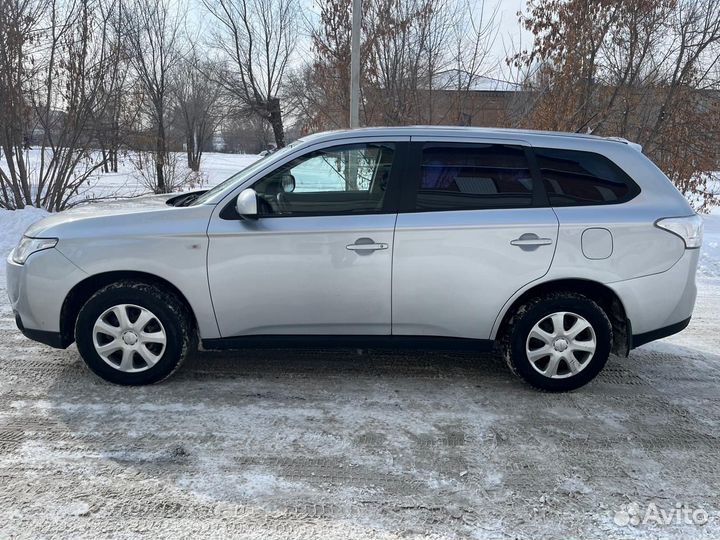 Mitsubishi Outlander 2.0 CVT, 2014, 216 000 км