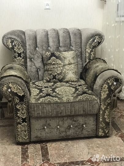 Диван и 2 кресла