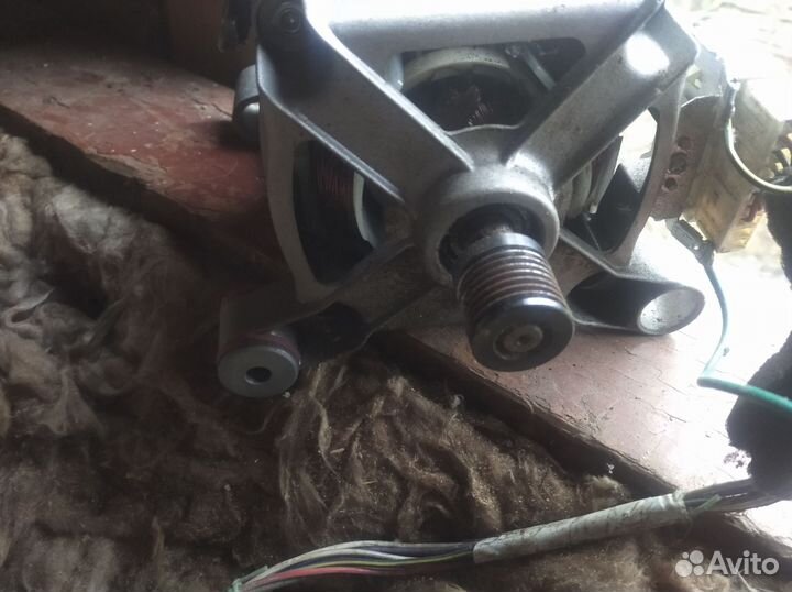 Двигататель стиральной машины