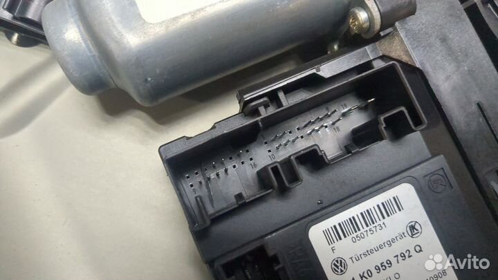 Стеклоподъемник электрический Skoda Octavia (A5), 2006