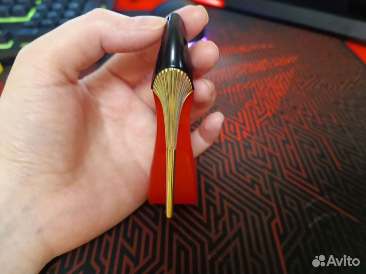 Парфюмерная вода carolina herrera Very good girl