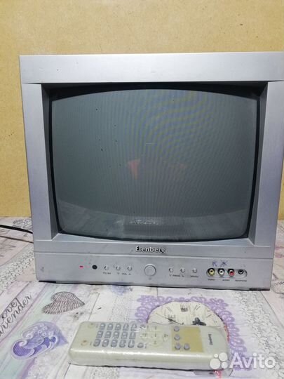 Телевизор Elenberg - 1402 Экран 14