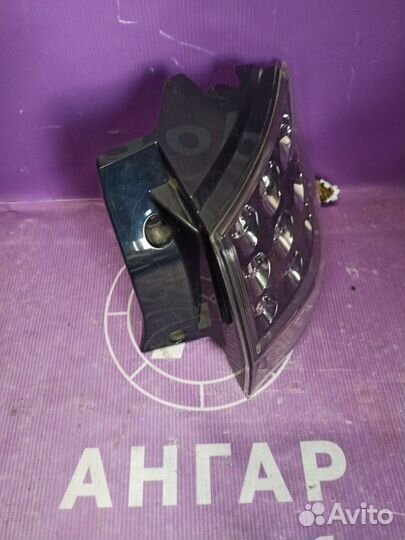 Фонарь задний правый Mitsubishi Outlander Xl CW5W