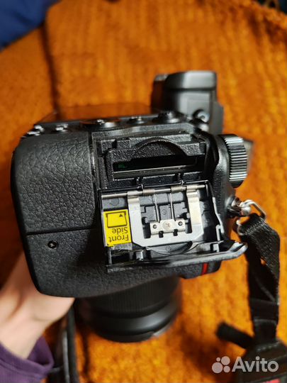 Nikon Z6 body с картой памяти и картридером