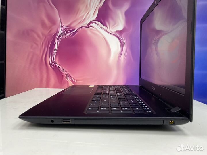 Acer FullHD/i3-6006U/8GB/128GB+1TB/940MX(2GB)