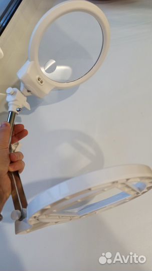 Увеличительное стекло для рукоделия