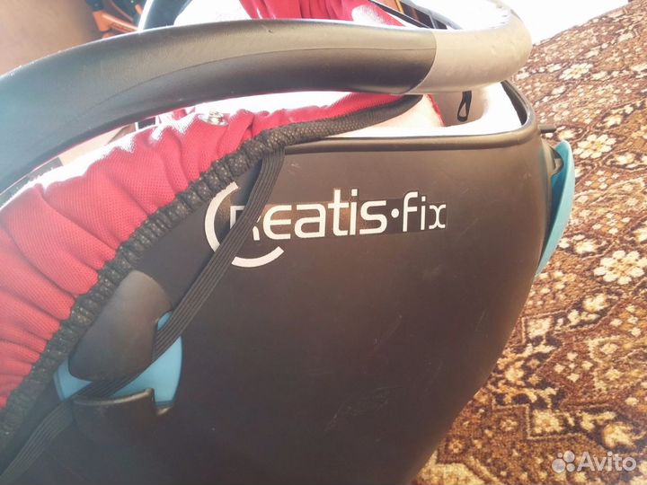 Автокресло(автолюлька) Bebe confort Creatis Fix 0+