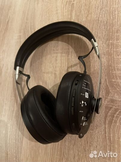 Беспроводные наушники sennheiser momentum 3