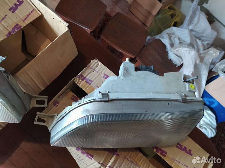 Фара toyota corolla