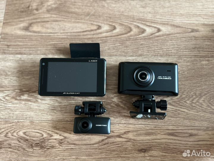 Видеорегистратор передний+задний и радар-детектор