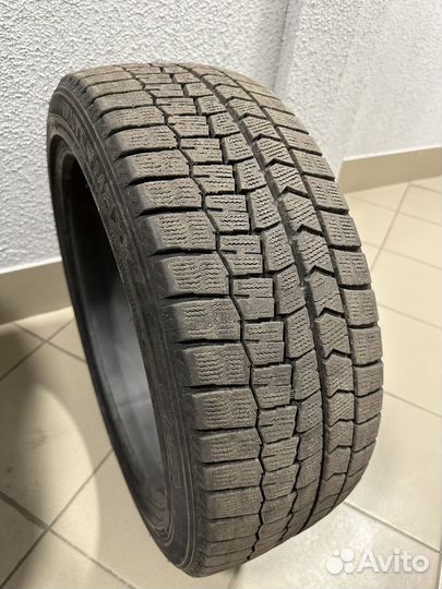 Dunlop Winter Maxx WM02 225/45 R19 92T