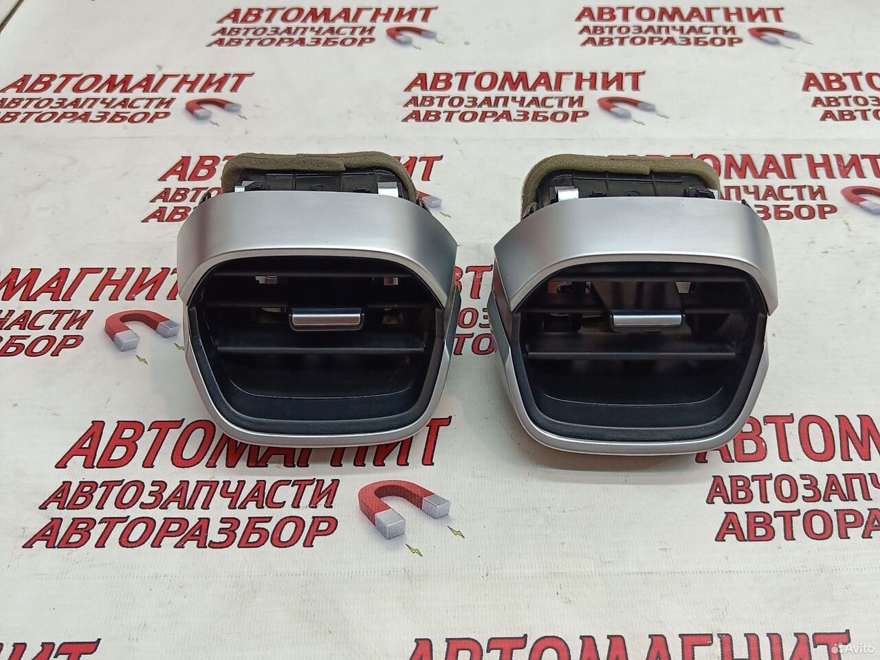 Дефлектор воздуховода Geely Coolray SX11